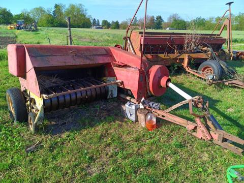 Kiskockabálázó newholland