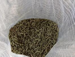 Eladó lucerna pellet és bála