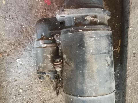 Önindító, tápszivattyúk, vízpumpa eladó. Perkins 236U motorhoz voltak Önindító, tápszivattyúk, vízpumpa eladó. Perkins 236U motorhoz voltak
