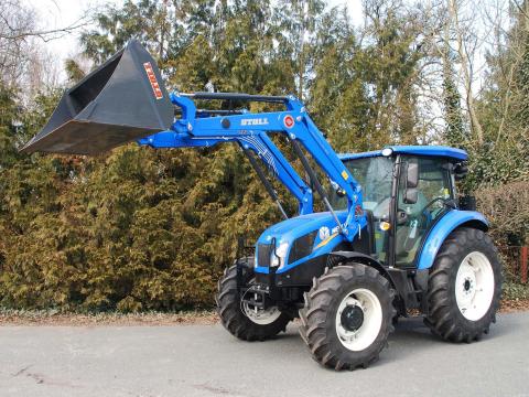 Stoll homlokrakodók New Holland traktorokhoz Stoll homlokrakodók New Holland traktorokhoz
