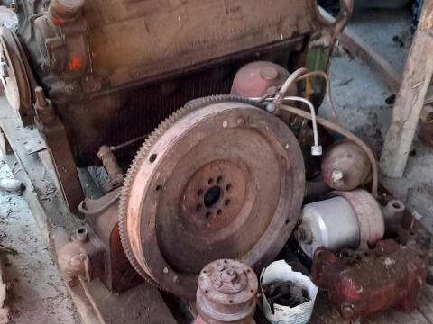Eladó bontott MTZ 50-es motor Eladó bontott MTZ 50-es motor