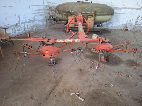 Kuhn GRS 25 rendkezelő
