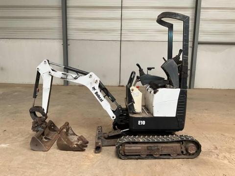 Bobcat E 10 / 2015 / 1.150 üzemóra / Lízing 20%-tól Bobcat E 10 / 2015 / 1.150 üzemóra / Lízing 20%-tól