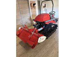 Yanmar AC10 gumihevederes talajművelő japán traktor talajmaró