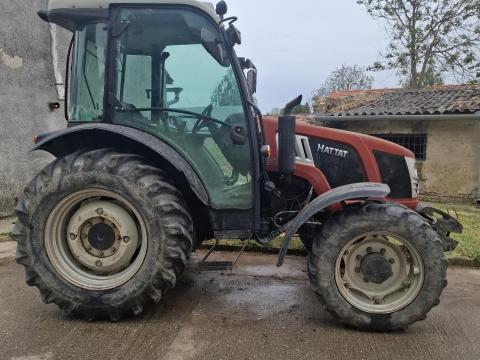 ELADÓ MEZŐGAZDASÁGI TRAKTOR – KAPOSFŐ KÖZSÉG ÖNKORMÁNYZATÁTÓL