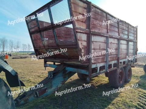 T 088 trágyaszóró és silószállító (hiányos)