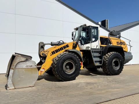 Liebherr L580 / 2016 / 14 067 üzemóra / Lízing 20%-tól Liebherr L580 / 2016 / 14 067 üzemóra / Lízing 20%-tól