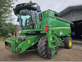 John Deere T660i