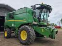 John Deere T660i