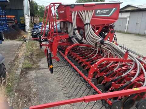 Kverneland Satio 1060 F vetőgép demó gép
