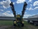 John Deere 840 vontatott permetezőgép 30 m keret, vonórúd-kormányzás, ISOBUS