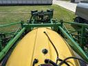 John Deere 840 vontatott permetezőgép 30 m keret, vonórúd-kormányzás, ISOBUS