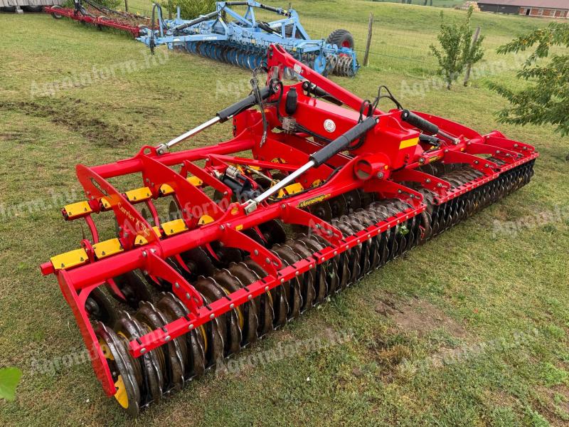 Vaderstad carrier x 525