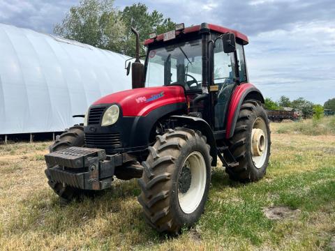 YTO-X804 1874 Üzemórával YTO-X804 1874 Üzemórával