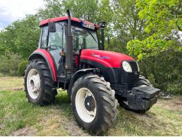 YTO-X904 Traktor mindössze 1300 üzemórával