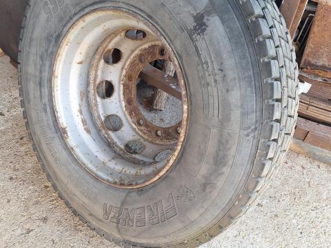 Firenza SSD 08 315/80R22,5 húzó gumi