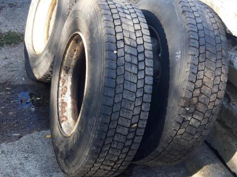 BOTTO BT388 295/80R22,5
