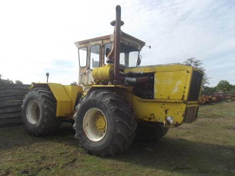 Rába-Steiger 360 traktor cummins motorral,  igény esetén munkaeszközeivel
