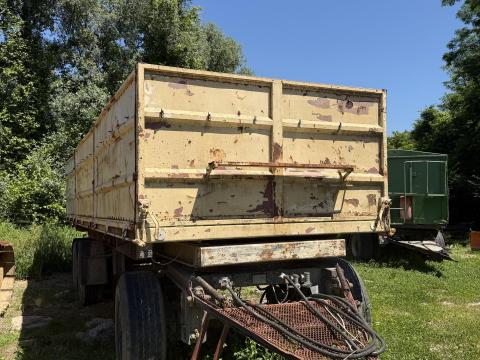 Mezőgazdasági pótkocsi Mezőgazdasági pótkocsi