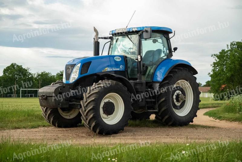 New Holland 7060
