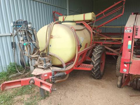 Agromechanika 1500l Arag bravo
