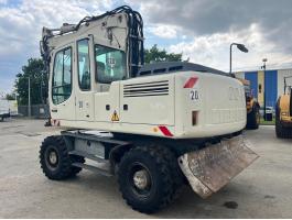 Liebherr A904 C / 2008 / 14 900 üzemóra / Lízing 20%-tól
