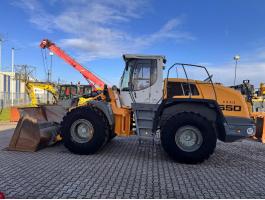 Liebherr L550 / 2013 / 14 400 üzemóra / Lízing 20%-tól