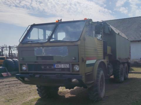 DAC 665 T műhelykocsiként használt teherautó