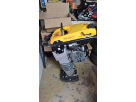 Wacker BS 68-4 döngölő béka (4 ütemű Honda motorral)