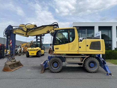 Liebherr A918 / 2014 / 17 687 üzemóra / Lízing 20%-tól Liebherr A918 / 2014 / 17 687 üzemóra / Lízing 20%-tól