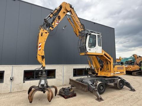 Liebherr A924C Litronic / 2011 / 13 673 üzemóra / Lízing 20%-tól