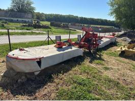 Kuhn GMD 3120 F és Kuhn GMD 8730 pillangó kaszakombináció
