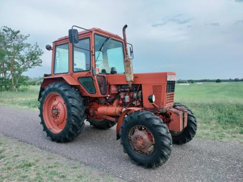 MTZ 82