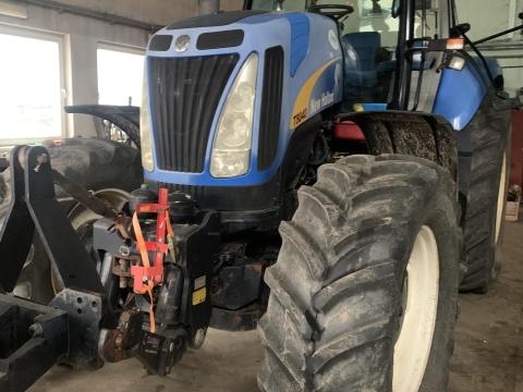 Eladó New Holland T8040 traktor