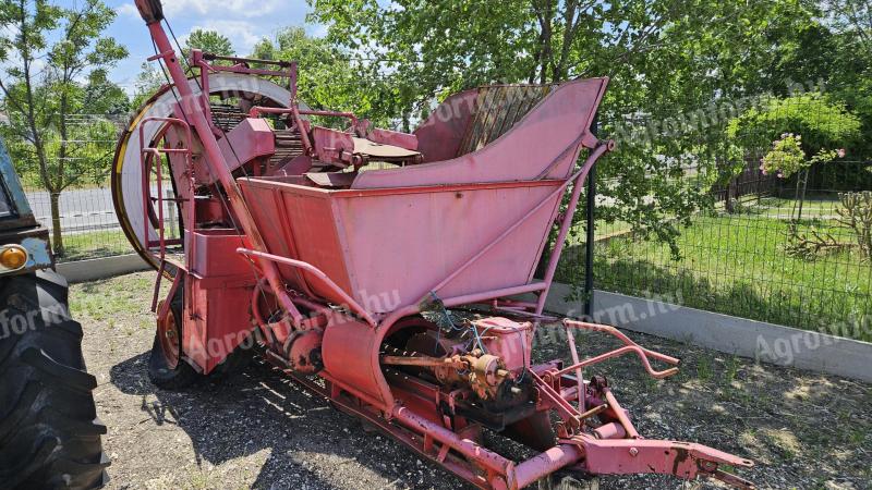 Grimme vontatott burgonya felszedő, betakarító gép