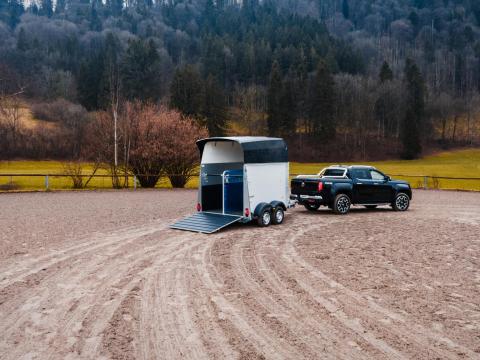 Gyári készletes - új Humbaur Equitos Alu Plus (2400kg) - akciós lószállító utánfutó - országos kiszállítással