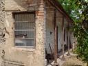 18,9 ha tanya szántóval, legelővel, patak mellett eladó