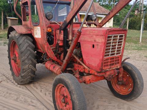 Mtz 50 és homlokrakodó eladó
