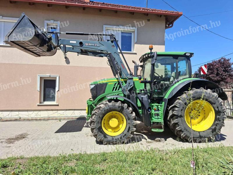 John Deere 6195R rakodóval
