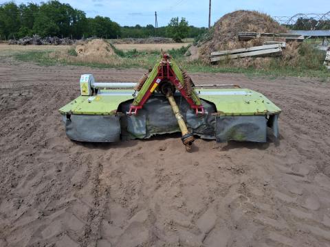 Claas Corto 270 F tip 270 cm széles 4 dobos front kasza fűkasza Claas Corto 270 F tip 270 cm széles 4 dobos front kasza fűkasza