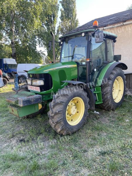 John Deere 5720