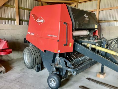 Kuhn FB2130 körbálázó, szeletelős Kuhn FB2130 körbálázó, szeletelős
