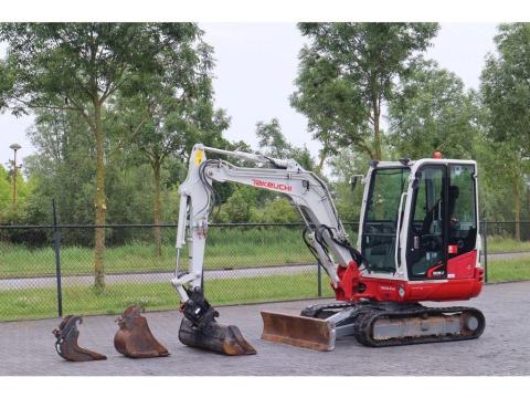 Takeuchi TB 235-2 / 3 db kanál / 2021 / 1.736 üzemóra / Lízing 20%-tól