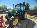 John Deere 5720