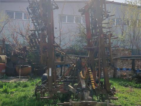 8,4 méteres kombinátor, üzemképes állapotban 8,4 méteres kombinátor, üzemképes állapotban