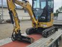 Caterpillar 301.8 minikotró bontókalapáccsal, dönthető rézsűkanállal