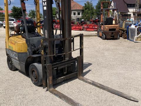 TCM FG15N18 1,5 tonnás gázos targonca oldalmozgatóval eladó TCM FG15N18 1,5 tonnás gázos targonca oldalmozgatóval eladó