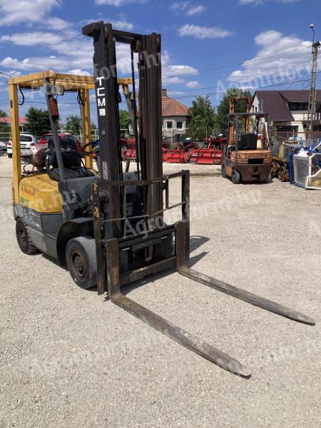 TCM FG15N18 1,5 tonnás gázos targonca oldalmozgatóval eladó