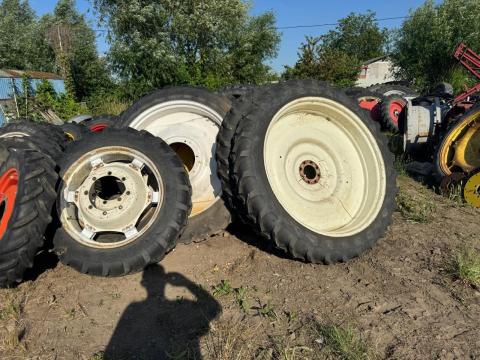 ÁPOLÓKERÉK, MŰVELŐKERÉK GARNITÚRA NEW HOLLAND, FIAT stb. TRAKTORRA 270/95R48 és 270/95R32,,, 11.2-48 és 11.2-32 ÁPOLÓKERÉK, MŰVELŐKERÉK GARNITÚRA NEW HOLLAND, FIAT stb. TRAKTORRA 270/95R48 és 270/95R32,,, 11.2-48 és 11.2-32