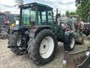 Valtra Valmet 665 homlokrakodós